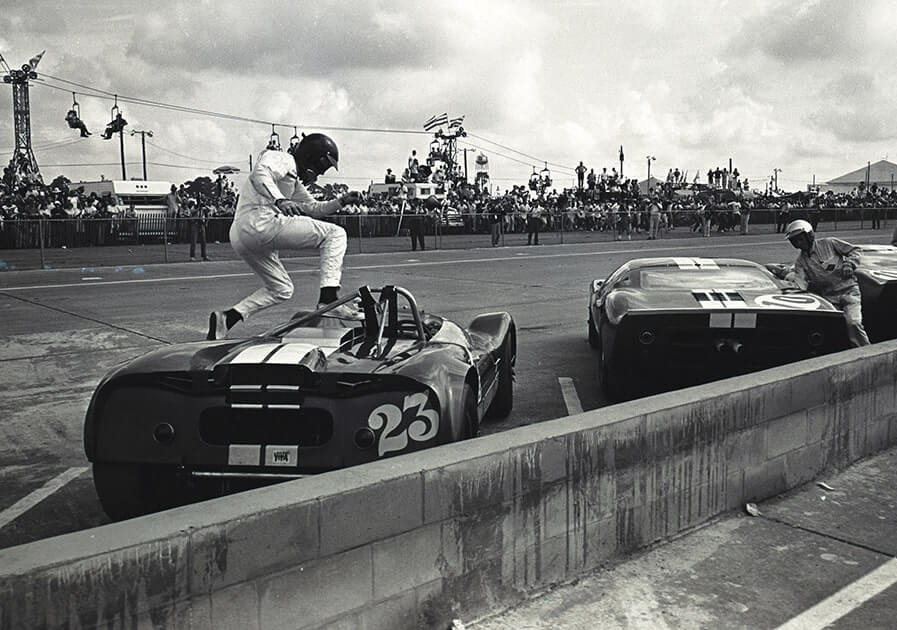 Vintage race car on the Sebring circuit